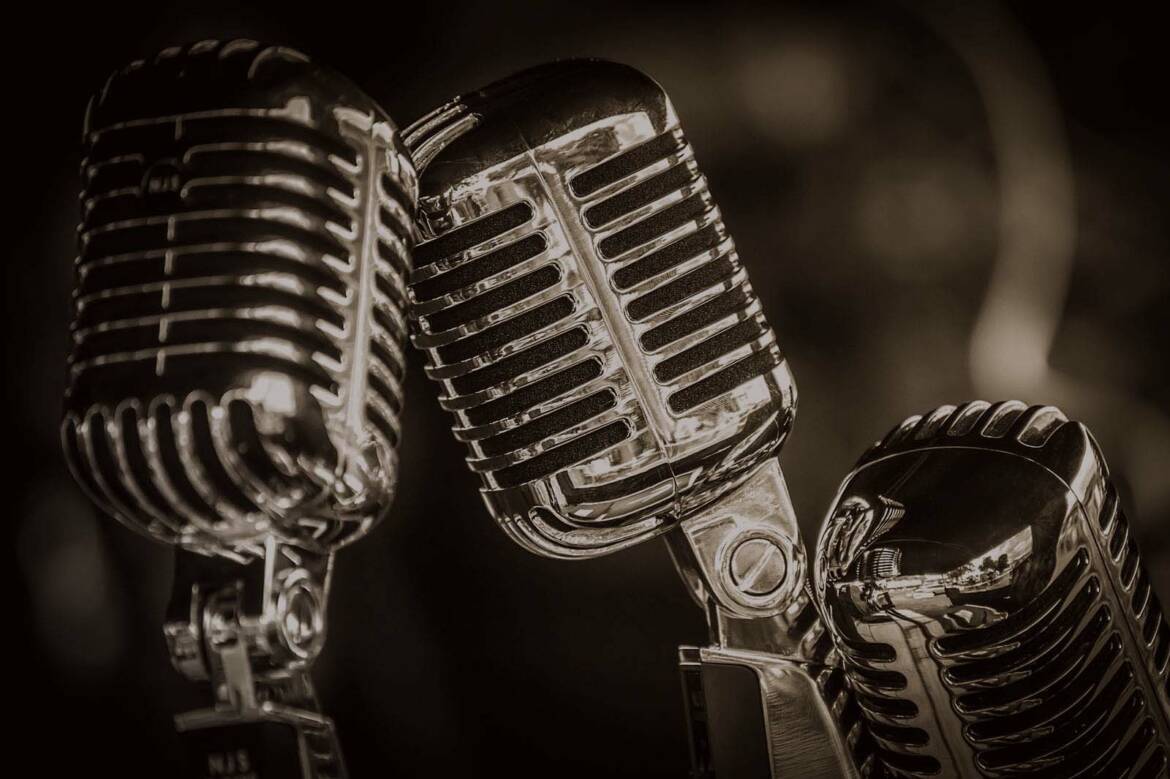 retro-microphone-darker.jpg